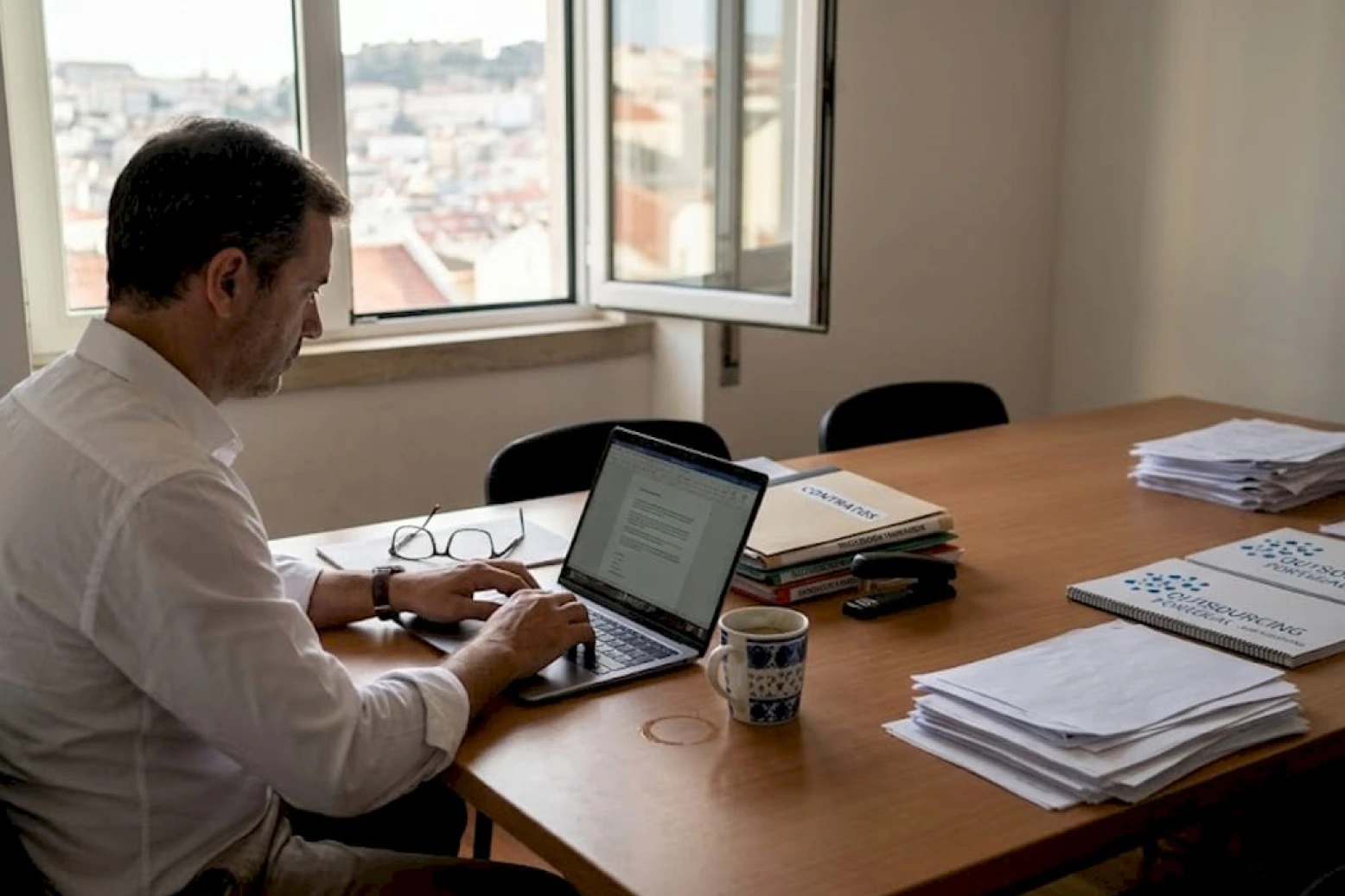 How to streamline HR support workflows in Portugal