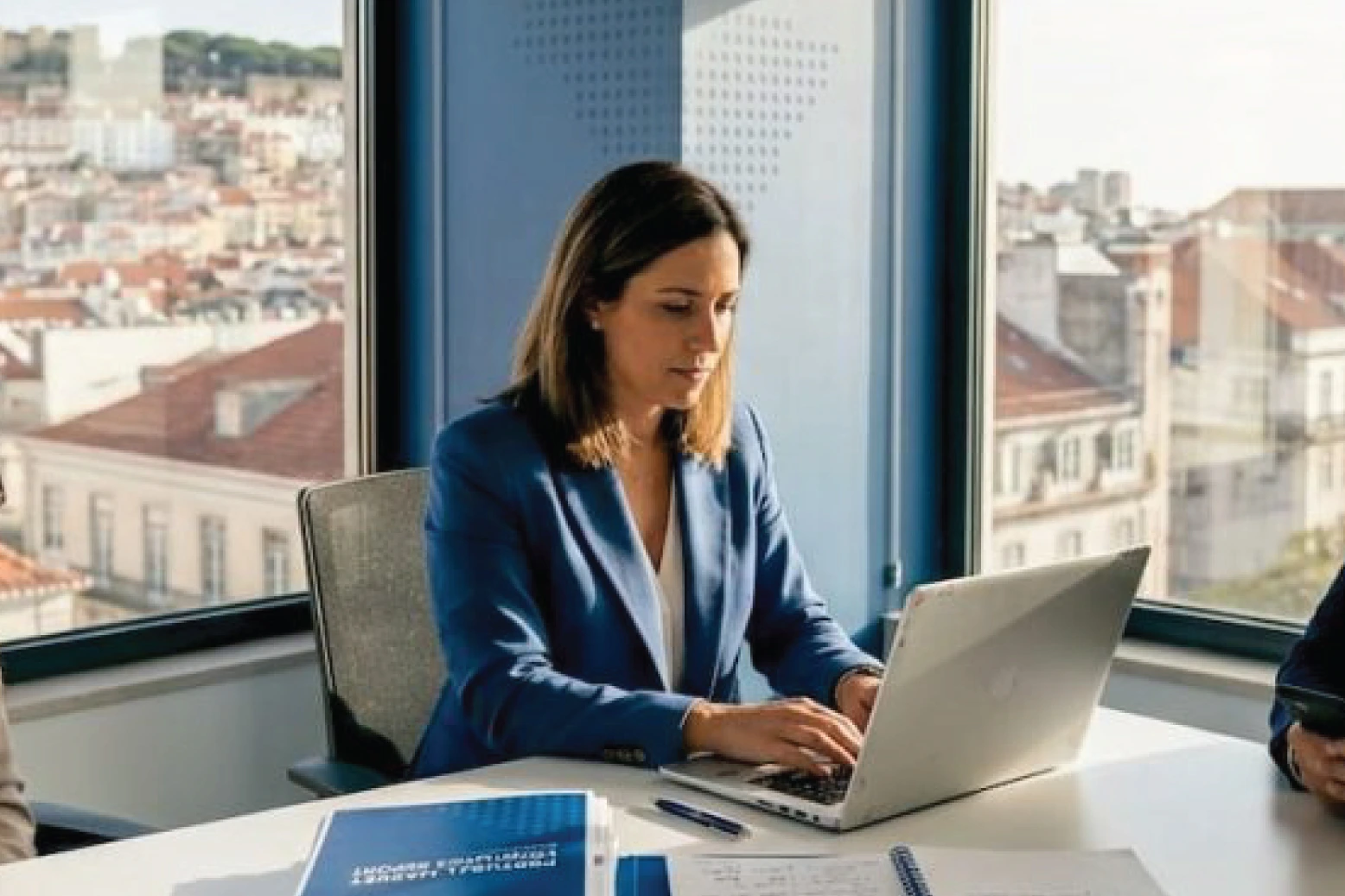 Proven outsourcing strategies to cut costs in Portugal