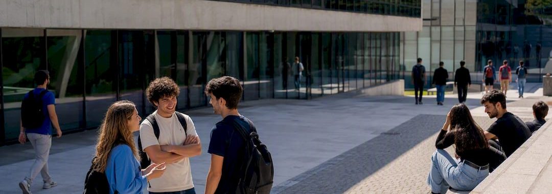Modern Universidade do Minho engineering faculty building exterior